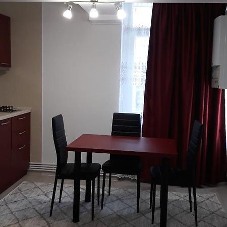 Irvin Apartament Jászvásár Kültér fotó